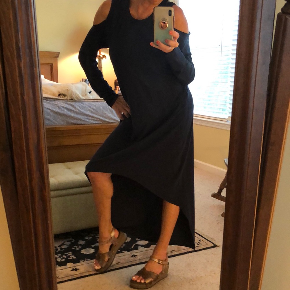 Bobi High-Low, Cold shoulder Navy Long Sleeve Dreaa